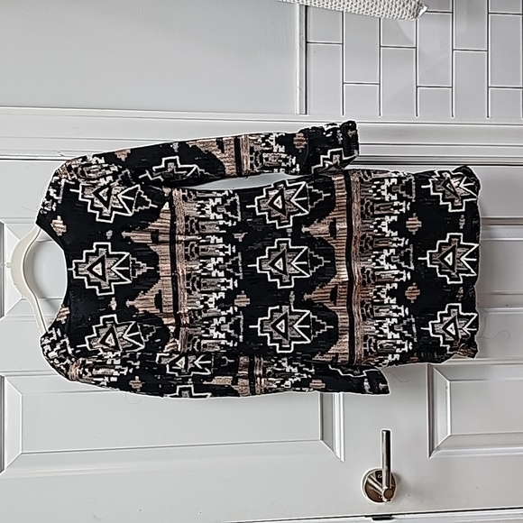 AKIRA Dresses & Skirts - Sequin mini dress